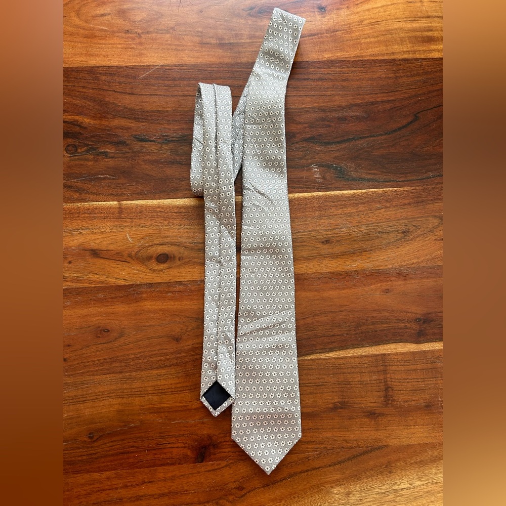 Banana republic floral spring men’s tie - Picture 4 of 5